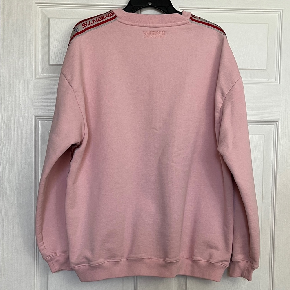Vetements Embroidered Logo Crewneck Sweatshirt Pink Unisex Sz M - Oversized - Picture 13 of 13